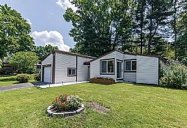 9321 Farewell Rd, Columbia, Md 21045 in Columbia, MD