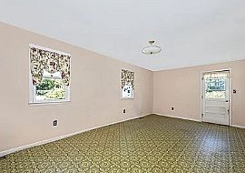 8553 Davis Rd, Columbia, Md 21045 in Columbia, MD (Photo 7 of 12)