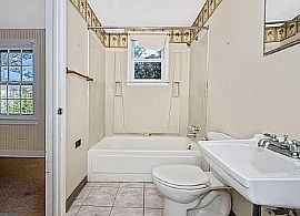 8553 Davis Rd, Columbia, Md 21045 in Columbia, MD (Photo 9 of 12)