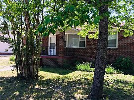 123 Earl Ct, West Columbia, Sc 29169  House For Rent in West Columbia, SC