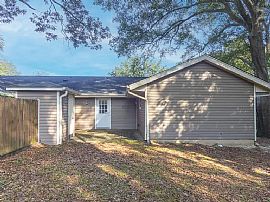 151 King Edward Way, Aiken, Sc 29803 House For Rent in Aiken, SC (Photo 3 of 5)