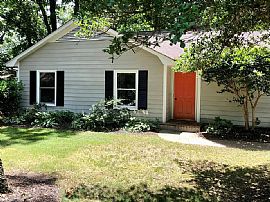 7 Woodharbor Dr, Taylors, Sc 29687  Lovely House For Rent in Taylors, SC