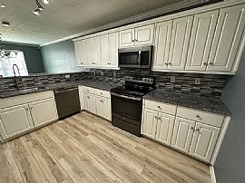 125 Rockrose Dr, North Augusta, Sc 29860  House For Rent in North Augusta, SC (Photo 3 of 7)