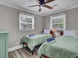 1107 Hawthorne Rd, Hanahan, Sc 29410 Furnished House For Rent in Hanahan, SC (Photo 5 of 9)