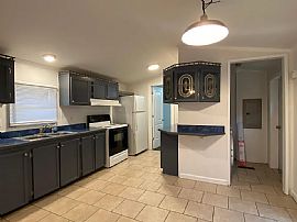 1544 United Dr, Huger, Sc 29450  Lovely House For Family Rent in Huger, SC (Photo 4 of 8)