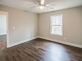 54 Creekside Ln, Boiling Springs, Sc 29316  Nice House For Rent in Boiling Springs, SC (Photo 4 of 9)