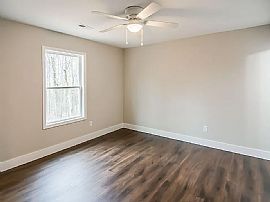 54 Creekside Ln, Boiling Springs, Sc 29316  Nice House For Rent in Boiling Springs, SC (Photo 8 of 9)