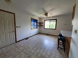813 Mallow St, Rapid City, Sd 57701 Nice House For Rent in Rapid City, SD (Photo 3 of 9)