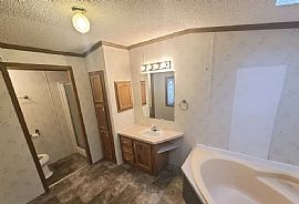 106 17th Ave Sw, Watertown, Sd 57201  Lovely House For Rent in Watertown, SD (Photo 6 of 10)