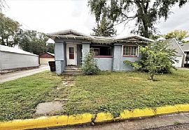 415 N Capital St, Mitchell, Sd 57301  Lovely House For Rent in Mitchell, SD