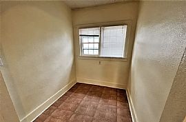 415 N Capital St, Mitchell, Sd 57301  Lovely House For Rent in Mitchell, SD (Photo 4 of 11)