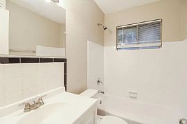 4415 Akard St, Houston, Tx 77047 House For Rent in Houston, TX (Photo 10 of 10)