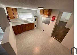 2037 Snavely Ave Sw, Birmingham, Al 35211 in Birmingham, AL (Photo 11 of 11)