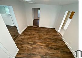 2037 Snavely Ave Sw, Birmingham, Al 35211 in Birmingham, AL (Photo 4 of 11)