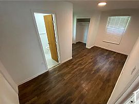 2037 Snavely Ave Sw, Birmingham, Al 35211 in Birmingham, AL (Photo 8 of 11)