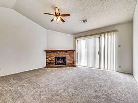 511 Nightshade Dr, Arlington, Tx 76018  House For Rent in Arlington, TX (Photo 4 of 8)