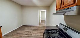 417 Dallas St, Waco, Tx 76704 Available House For Rent in Waco, TX (Photo 8 of 11)