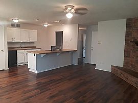 553 Oldbridge Dr, Allen, Tx 75002  House For Rent in Allen, TX (Photo 4 of 10)