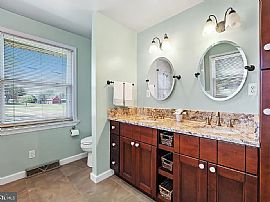 160 Sanford Dr, Fredericksburg, Va 22406 House For Rent in Fredericksburg, VA (Photo 6 of 8)