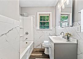 4005 Oak Dr, Chesapeake, Va 23321  House For Rent in Chesapeake, VA (Photo 4 of 9)