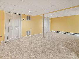 25 Walcott Grn, South Windsor, Ct 06074 in South Windsor, CT (Photo 10 of 12)