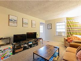 114 Underhill Rd, Milford, Ct 06460 in Milford, CT (Photo 2 of 10)