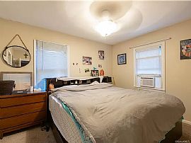 114 Underhill Rd, Milford, Ct 06460 in Milford, CT (Photo 6 of 10)