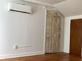 55 Saw Mill Rd, New Fairfield, Ct 06812 in New Fairfield, CT (Photo 8 of 12)