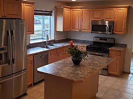 8379 Richmond Park Rd, Blaine, Wa 98230  Lovely House For Rent in Blaine, WA (Photo 2 of 9)