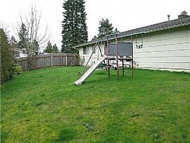 23603 106th Ave Se, Kent, Wa 98031  Available House For Rent in Kent, WA (Photo 3 of 7)