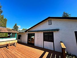 2041 Aberdeen Ave Se, Renton, Wa 98055 Stunning House For Rent in Renton, WA (Photo 2 of 11)