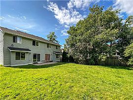 2132 Superior St, Bellingham, Wa 98229  House For Rent in Bellingham, WA (Photo 2 of 8)