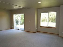 2132 Superior St, Bellingham, Wa 98229  House For Rent in Bellingham, WA (Photo 8 of 8)