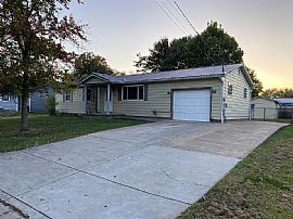 186 Wood St, Davisville, Wv 26142 in Davisville, WV