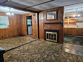 2259 Hood Ave, Shinnston, Wv 26431 in Shinnston, WV (Photo 4 of 9)