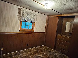 2259 Hood Ave, Shinnston, Wv 26431 in Shinnston, WV (Photo 8 of 9)