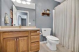 680 W Main St, Evansville, Wi 53536 in Evansville, WI (Photo 6 of 9)