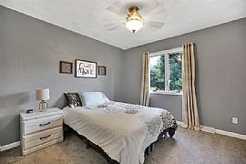 680 W Main St, Evansville, Wi 53536 in Evansville, WI (Photo 7 of 9)