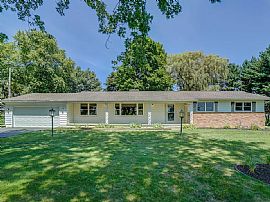 1902 Muller Rd, Sun Prairie, Wi 53590 in Sun Prairie, WI
