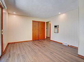 1902 Muller Rd, Sun Prairie, Wi 53590 in Sun Prairie, WI (Photo 5 of 11)