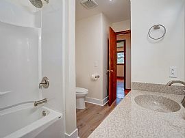 1902 Muller Rd, Sun Prairie, Wi 53590 in Sun Prairie, WI (Photo 7 of 11)