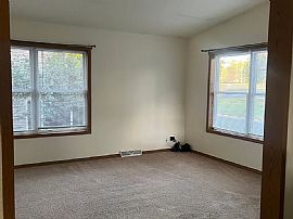 4510 Beckler St, Mc Farland, Wi 53558 in Mc Farland, WI (Photo 8 of 8)