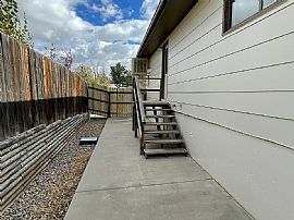 2012 Glendale Ave, Casper, Wy 82601  Lovely House For Rent  in Casper, WY (Photo 2 of 10)