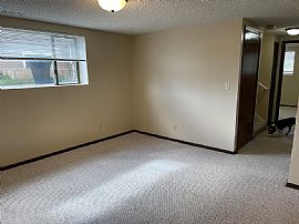 2012 Glendale Ave, Casper, Wy 82601  Lovely House For Rent  in Casper, WY (Photo 9 of 10)