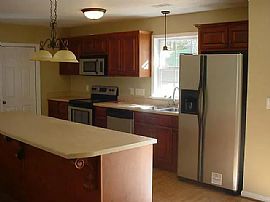 339 Foxley Rd,   Anniston, Al 36205 in Anniston, AL (Photo 3 of 6)