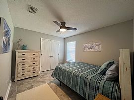516 E 21st Ave, Gulf Shores, Al 36542  Furnished House For Rent in Gulf Shores, AL (Photo 9 of 9)