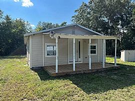 14012 Se 200th Ct,   Umatilla, Fl 32784 in Umatilla, FL