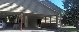 Comfortable 2 Bedroom Home in Hickory, NC