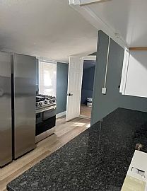 Comfortable 3 Bedroom Home  in Syracuse, NY (Photo 2 of 9)