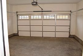 Comfortable 4 Bedroom Home  in Knoxville, TN (Photo 11 of 11)